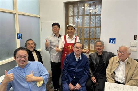 黃仁勳美食地圖曝光 「兆元宴」與張忠謀、林百里逛夜市 今晚續攤古早味 信傳媒