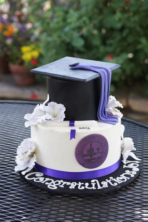 Unique Graduation Cake Ideas For Your Special One Roundgrad Ad1