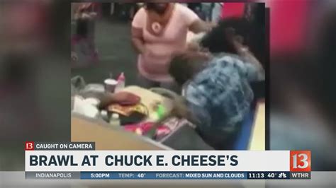 Women Get Into Fight At East Indianapolis Chuck E Cheeses