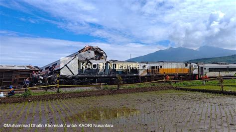 Kronologi Tabrakan KA Turangga Vs Commuter Line Bandung 3 Kru KA Tewas