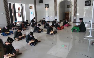 Smk Al Mu Allim Kesugihan Cilacap