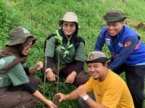 Lestarikan Lingkungan Kawasan Wakaf PDTI Eco 3 DT Peduli Kuningan