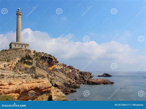 Hermosas Vistas Del Faro De Cabo De Palos En Cartagena Murcia Imagen De