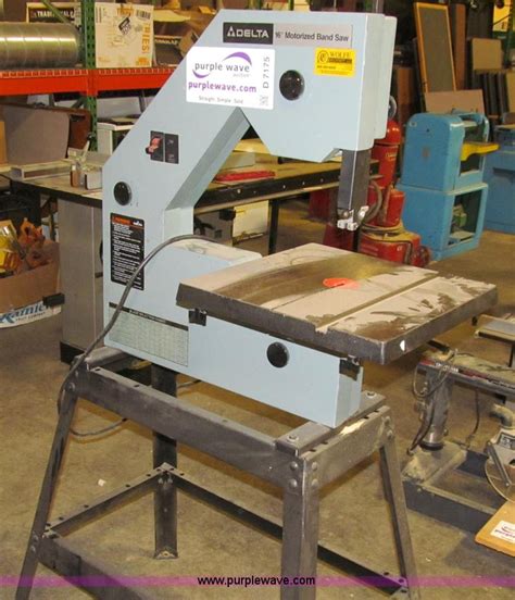 Delta 16 Band Saw In Des Moines Ia Item D7175 Sold Purple Wave