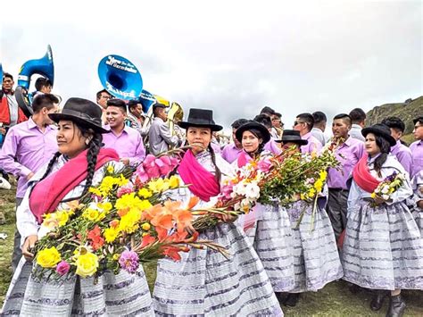 Declaran patrimonio cultural a celebración al Tayta Compadres o fiesta