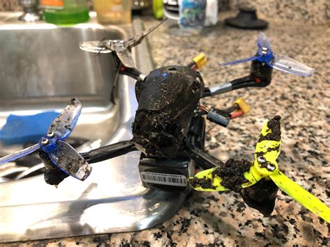 Learning power loops. It went well. : r/Multicopter