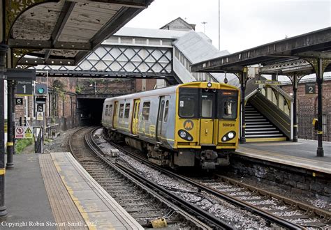 Merseyrail Class 508 Emu No 508124 Arrives At Birkenhead C Flickr