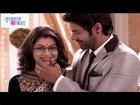 Kumkum Bhagya 7th April 2015 EPISODE Abhi Makes Pragya SMILE Video