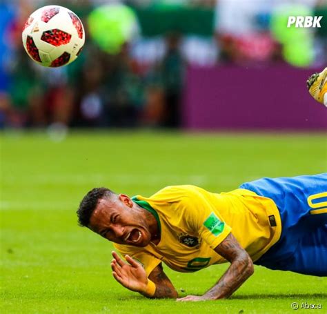 Neymar et ses roulades au coeur de détournements après Brésil Mexique