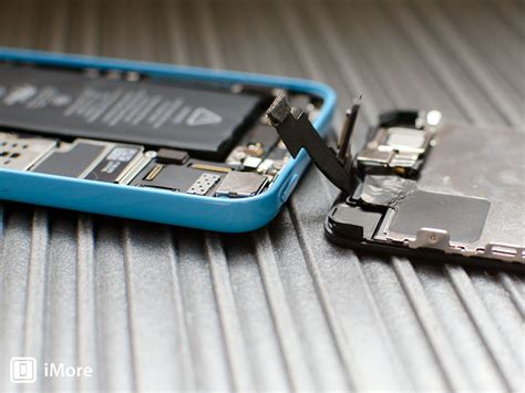 How To Replace A Cracked Or Broken Screen On An Iphone 5c Imore