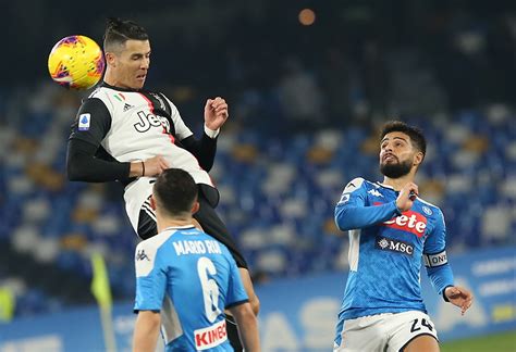 Il Napoli Di Insigne Risorge Contro La Juventus Di Sarri Il Ragazzo Di