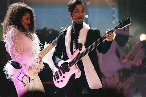 Prince’s Fashion Style Through the Years [Photos]