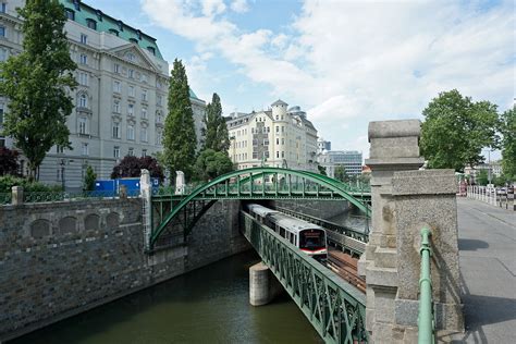 Zollamtsbr Cke Near The Mouth Of Wienfluss Zollamtsbr Cke Flickr