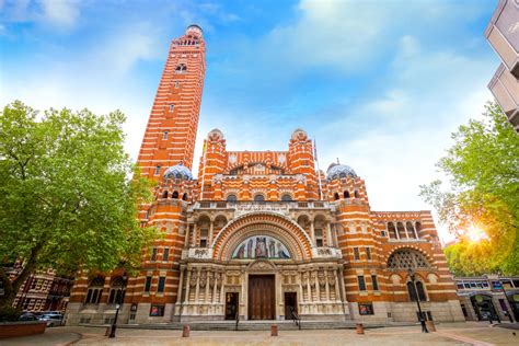 15 Beautiful Churches In London Thatll Make You Feel In Heaven