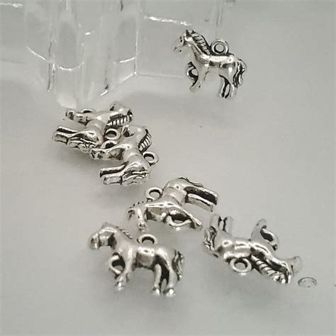 Silver Horse Necklace - Etsy