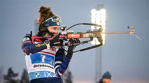 Biathlon premier succès individuel de la Française Lou Jeanmonnot