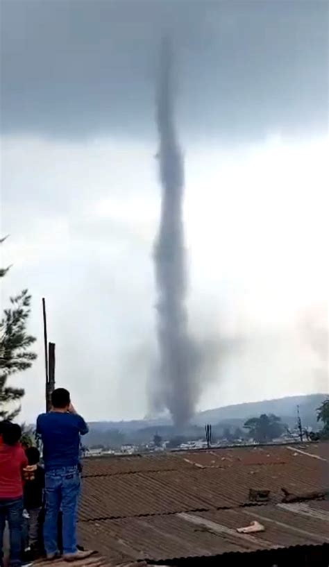 Nuestro Diario on Twitter VIRAL CAPTAN EXTRAÑO TORNADO EN