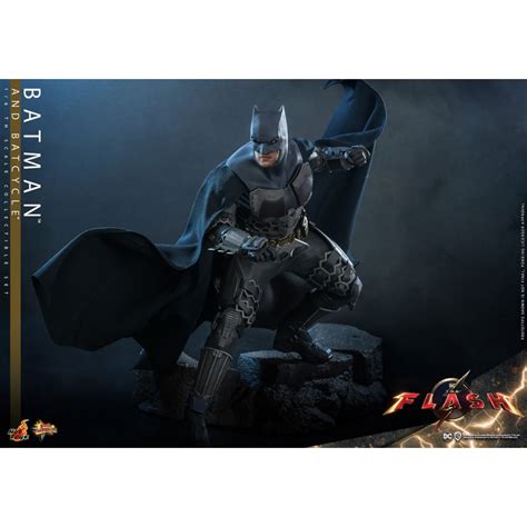 Hot Toys DC Comics Batman Affleck And Batcycle Scale Figure Set The Flash Movie