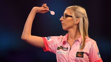 Female darts player makes history at world championship | FOX6 Milwaukee