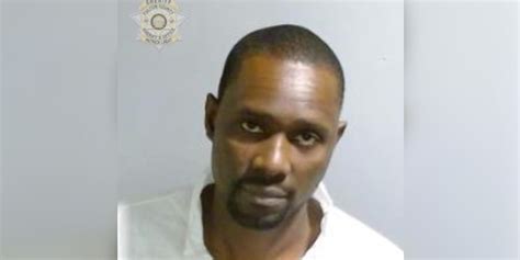 Man charged with killing girlfriend turns himself in, Sandy Springs ...