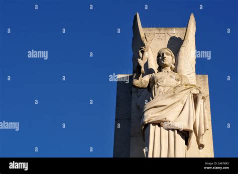 War Memorial Angel Statue Angel Hi Res Stock Photography And Images Alamy