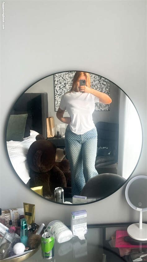 Gudrun Svava Guggaigummibat Nude OnlyFans Leaks Fappening FappeningBook