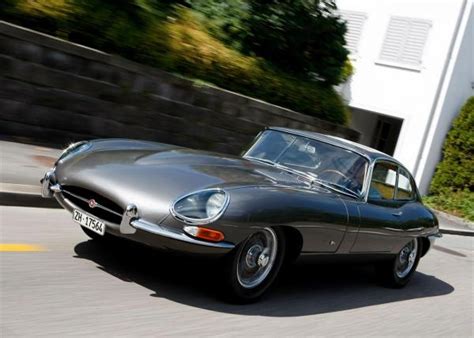 1961 Jaguar XKE - Information and photos - MOMENTcar