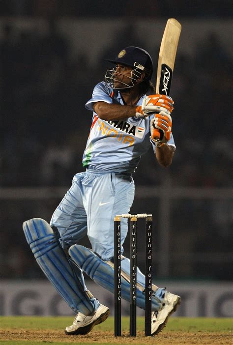 MS Dhoni: 183* vs Sri Lanka, 2005 - Read Cricket