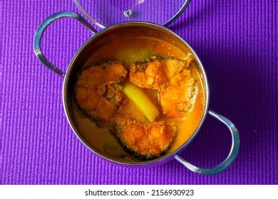 Bengali Style Delicious Rohu Fish Curry Stock Photo 2156930923 ...