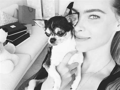 Belinda incendió las redes con atrevido bikini a la orilla del mar Infobae