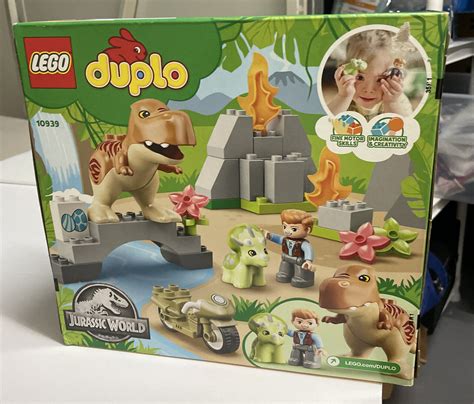 LEGO DUPLO Jurassic World T Rex Triceratops Dinosaur Breakout 10939