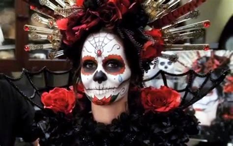 Day of the Dead: DIY Sugar Skull Halloween Look with Rick Baker, Horror ...