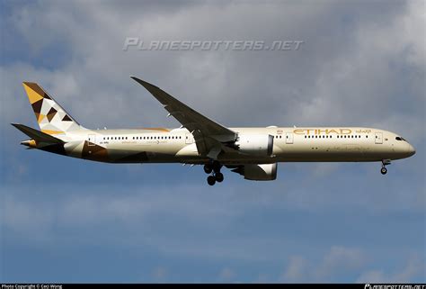 A Bma Etihad Airways Boeing Dreamliner Photo By Ceci Wong Id