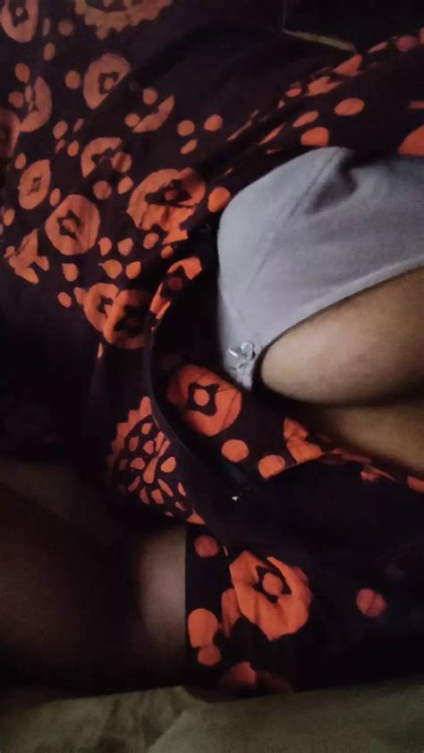 Desi Bhabi Showing To Neighbour Free HD Porn 30 XHamster