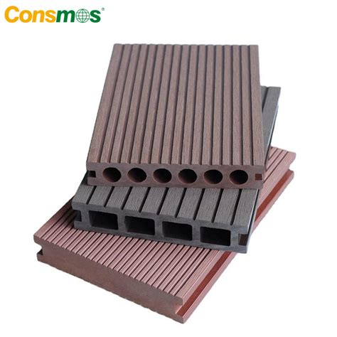 200 25mm Waterproof Round Hollow WPC Swimming Pool Decking Co Extrusion