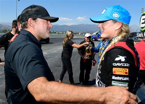 Leah Pruett Wins Top Fuel Capps Wins Funny Car At Nhra Winternationals