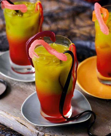 Halloween Drinks Non Alcoholic - Sugar and Charm