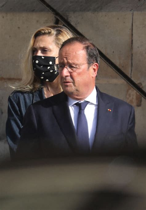 Photo Julie Gayet Et Son Compagnon Fran Ois Hollande Sorties Des