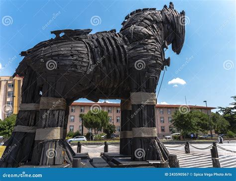 The Wooden Horse of the War of Troy Stock Image - Image of horse, movie ...