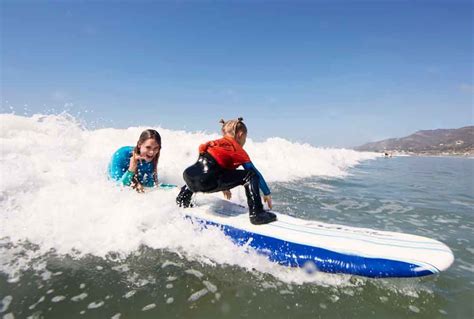 10 Surfing Tips for Beginners - Malibu Makos Surf Club