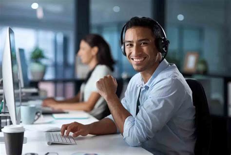 Improve Customer Satisfaction Through Call Center Operations | EagleONE