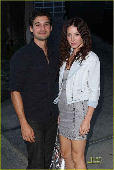 Lynn Collins And Steven Strait Summer Soiree Sexy Photo 2153992 Lynn