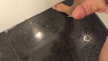 Gozando No Banheiro XVIDEOS