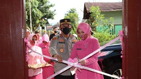 Kapolres Padangsidimpuan Didampingi Ketua Bhayangkari Resmikan Renovasi