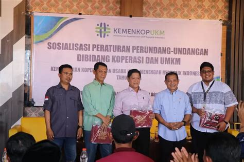 Sonny T Danaparamita Dan Kemenkop UKM Sosialisasikan Peraturan Koperasi