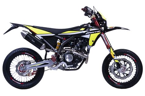 Fantic XMF 125 Motard 2022 Motochecker