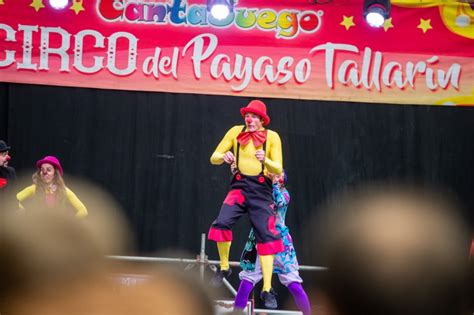 El circo del Payaso Tallarín de CantaJuego puso la nota musical y