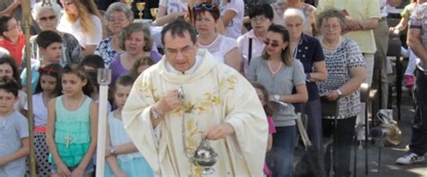 Il parroco anti nozze gay Io lasciato solo Che razza di Chiesa è Secolo d Italia