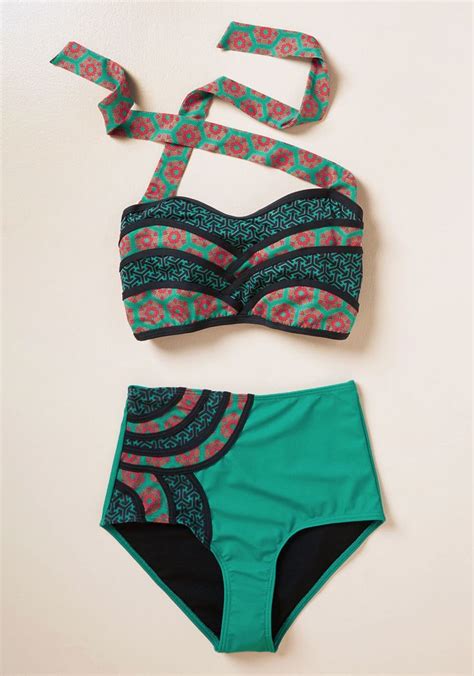 Set The Serene Bikini Top In Emerald In Xl Modcloth Womens