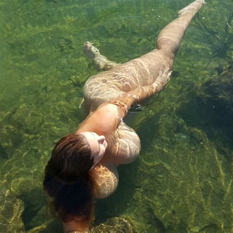 Underwater Hotties Vol D Unwtr E Porn Pic